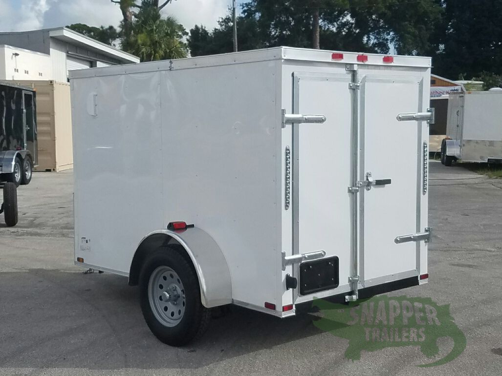 Quality Cargo 5x8 SA Trailer - White, Barn Doors, Side Door, Side Vents - Image 5