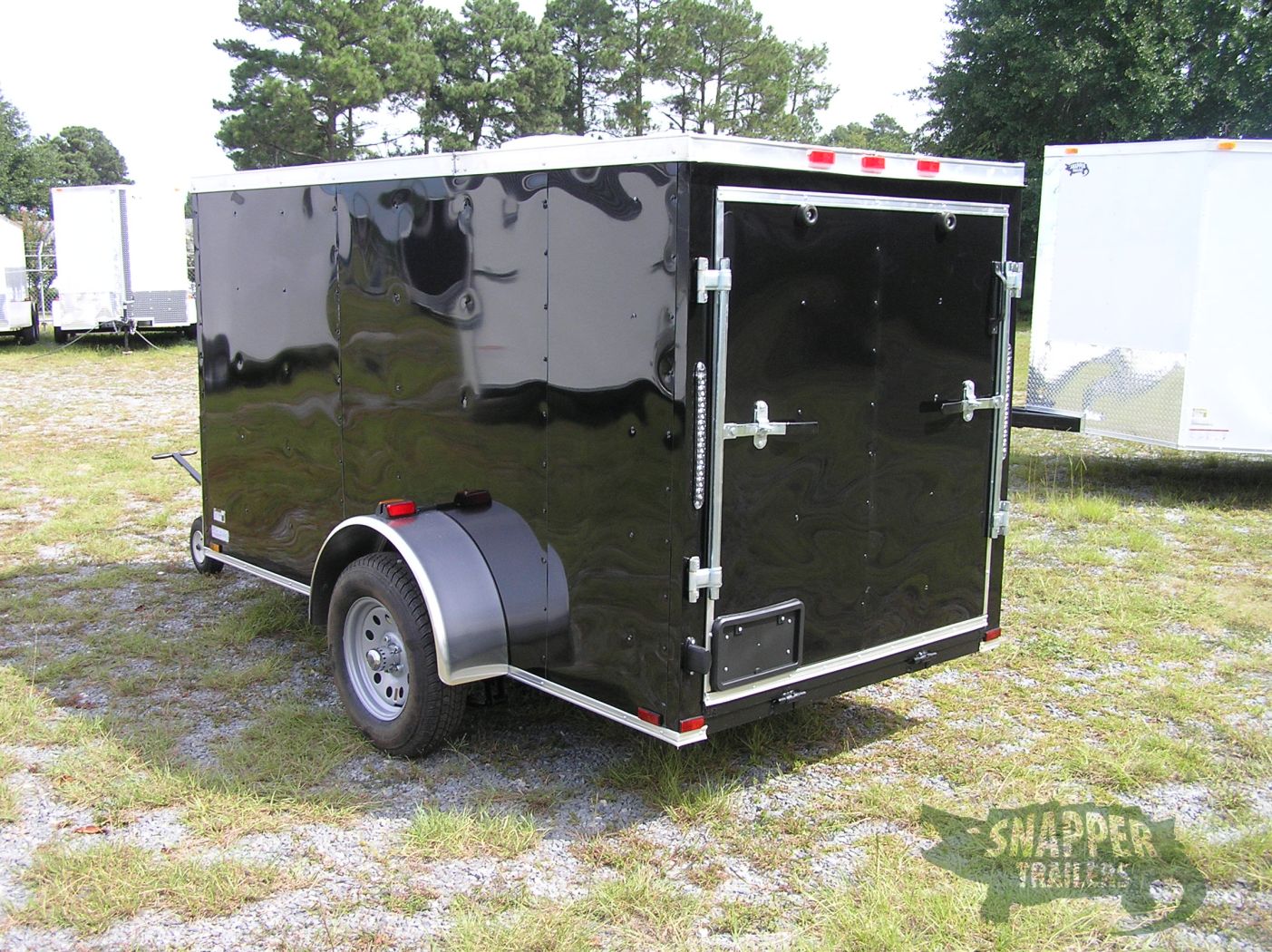 Quality Cargo 5x10 SA Trailer - Black, Ramp, Side Door, Roof Vent - Image 5