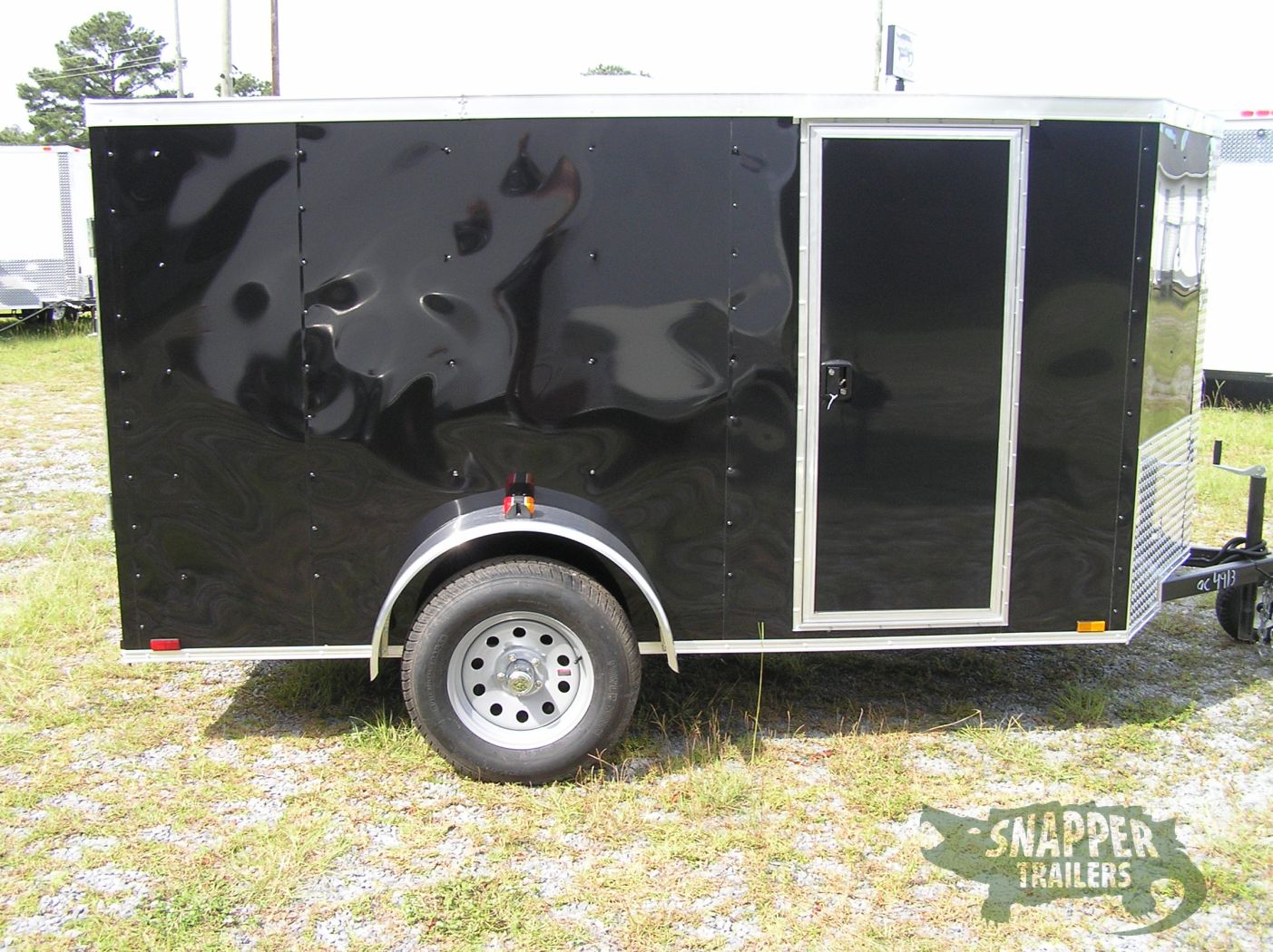 Quality Cargo 5x10 SA Trailer - Black, Ramp, Side Door, Roof Vent
