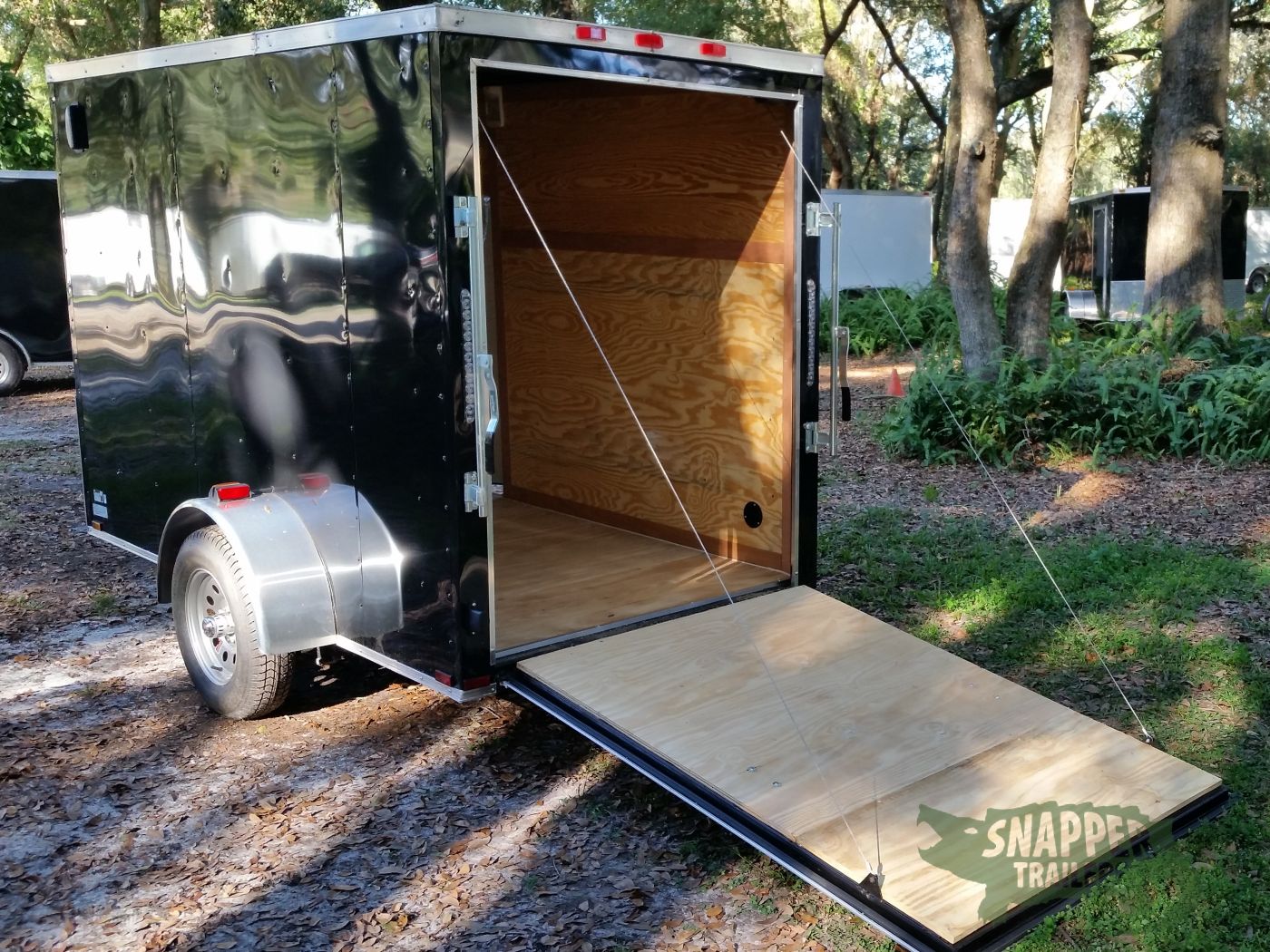 Quality Cargo 5x10 SA Trailer - Black, Ramp, Side Door, Side Vents, Extra Height - Image 4