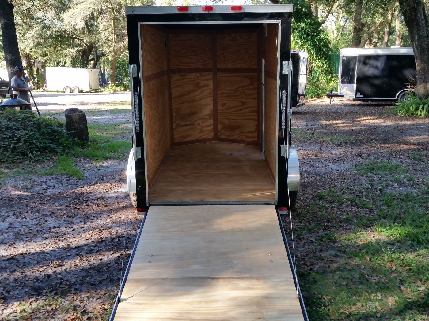 Quality Cargo 5x10 SA Trailer - Black, Ramp, Side Door, Side Vents, Extra Height - Image 6