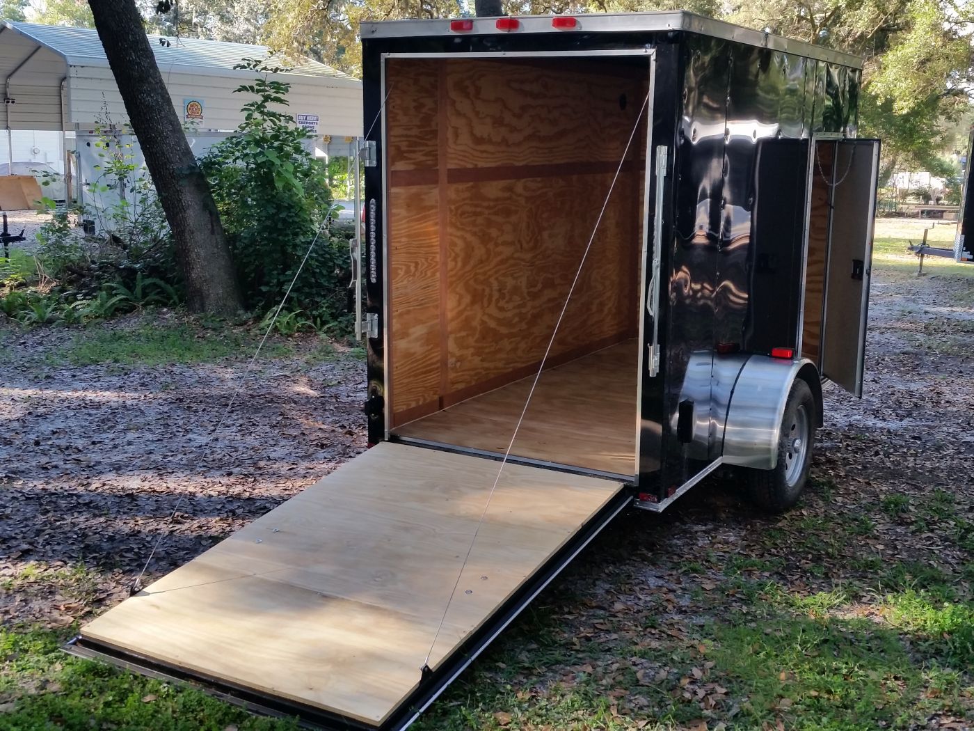 Quality Cargo 5x10 SA Trailer - Black, Ramp, Side Door, Side Vents, Extra Height - Image 8