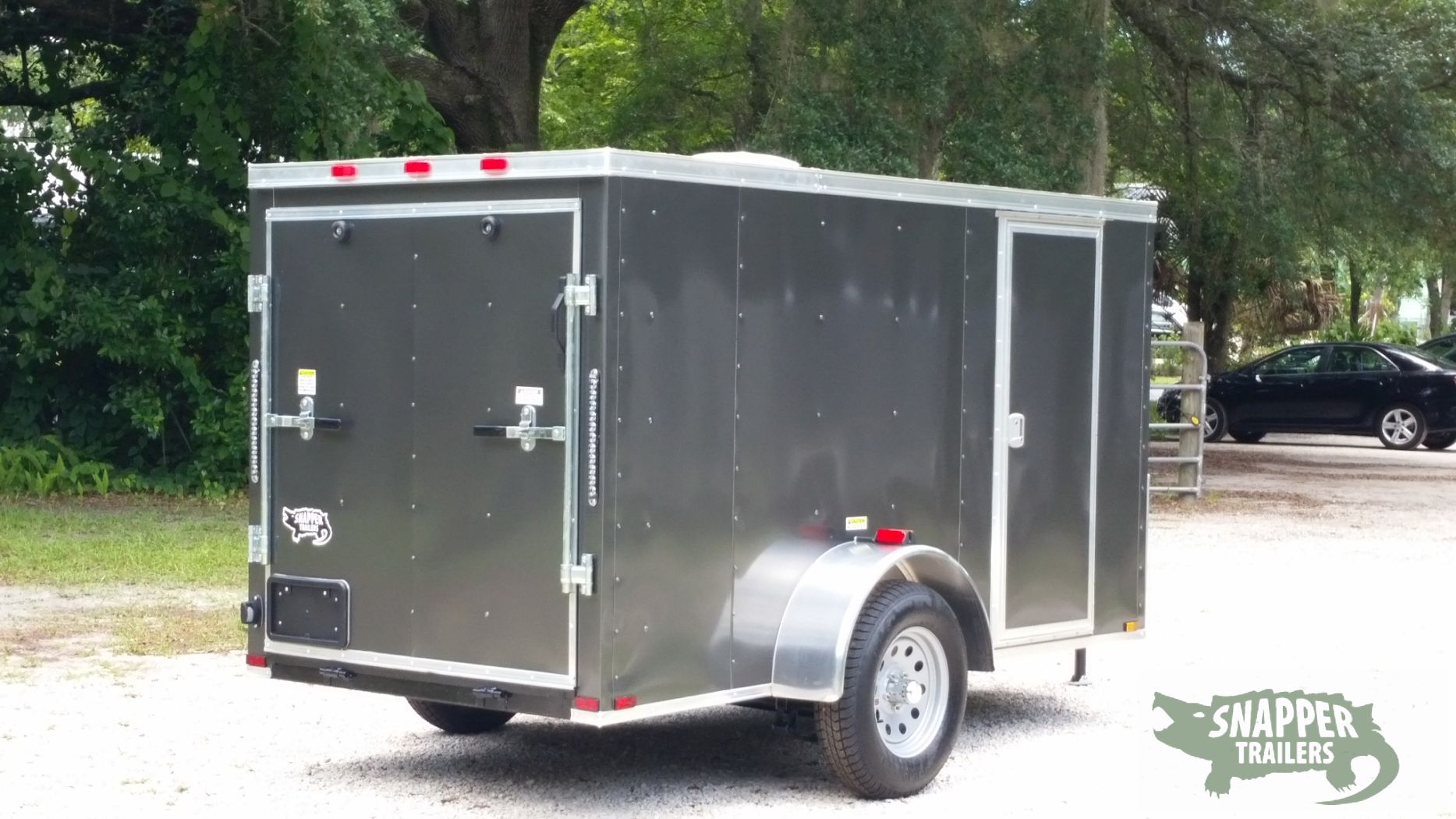 Quality Cargo 5x10 SA Trailer - Charcoal Grey, Ramp, Side Door, Roof Vent - Image 9