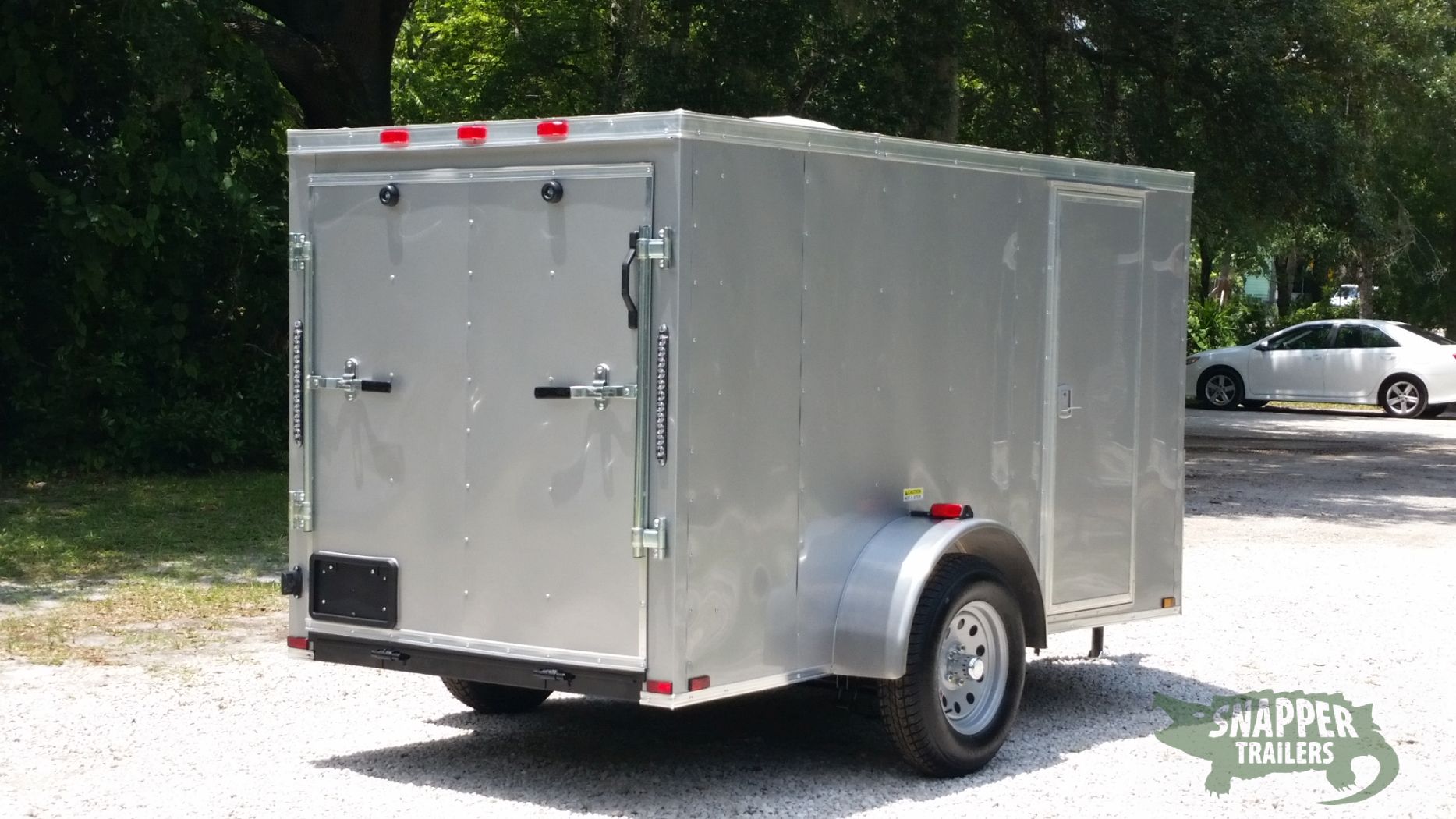 Quality Cargo 5x10 SA Trailer - Silver Frost, Ramp, Side Door, Roof Vent - Image 9