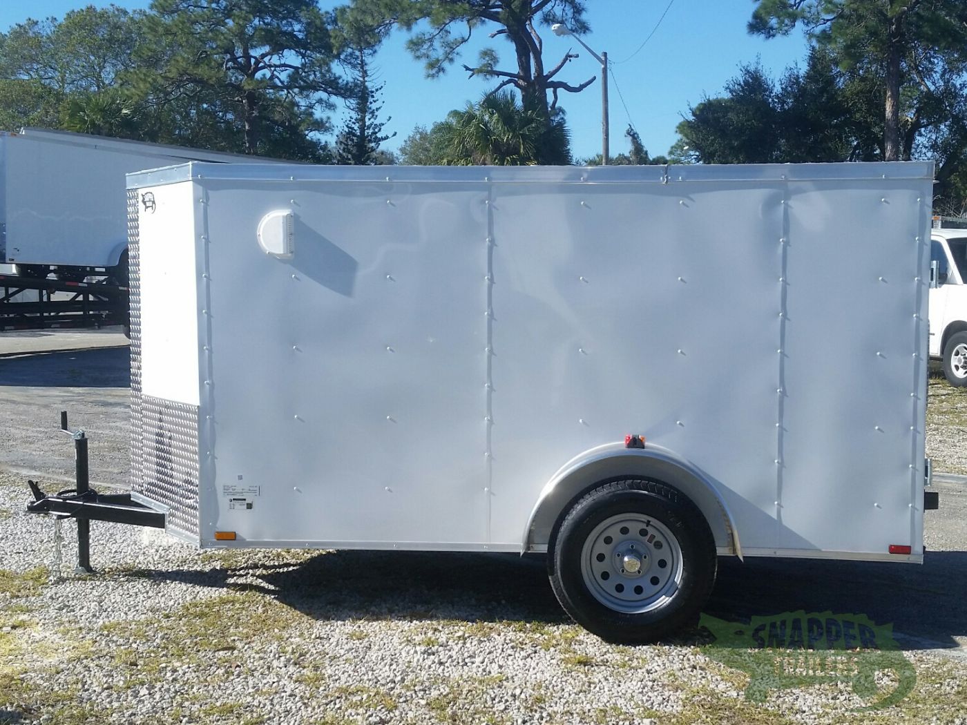 Quality Cargo 5x10 SA Trailer - White, Double Doors, Side Door, Side Vents - Image 3
