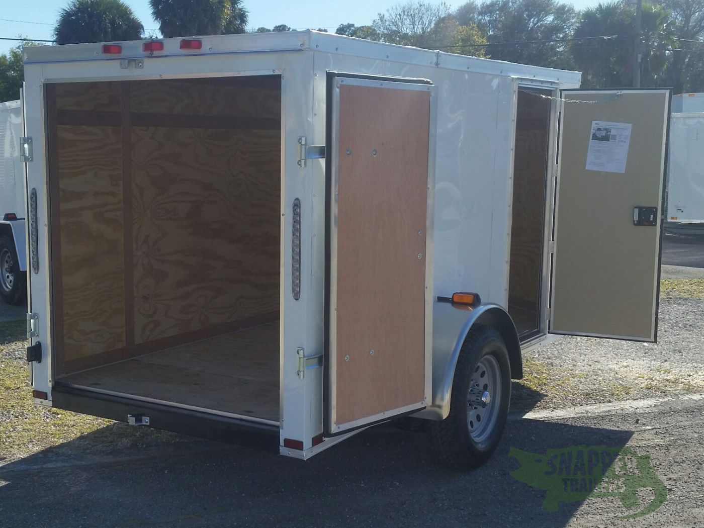 Quality Cargo 5x10 SA Trailer - White, Double Doors, Side Door, Side Vents - Image 8