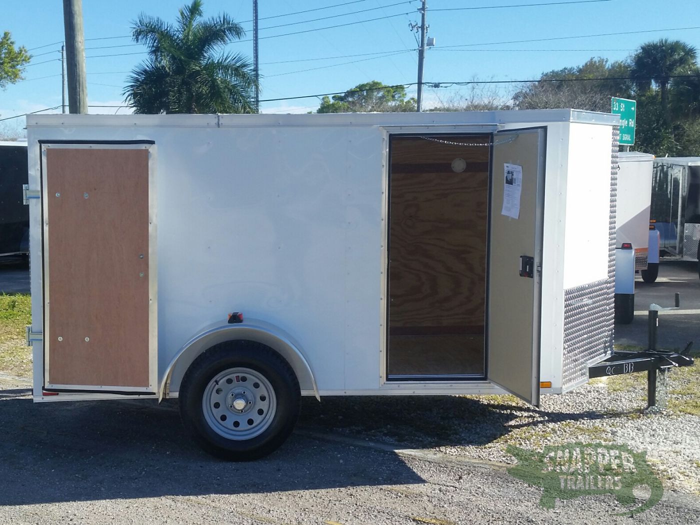 Quality Cargo 5x10 SA Trailer - White, Double Doors, Side Door, Side Vents - Image 10