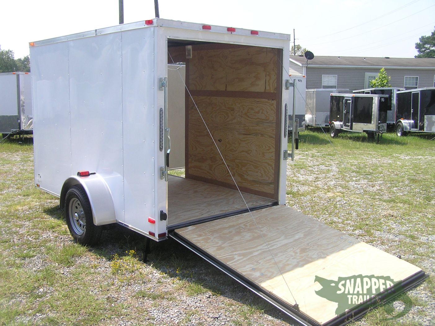 Quality Cargo 6x10 SA Trailer - White, Ramp, Side Door, Extra H, Stab Jacks - Image 4