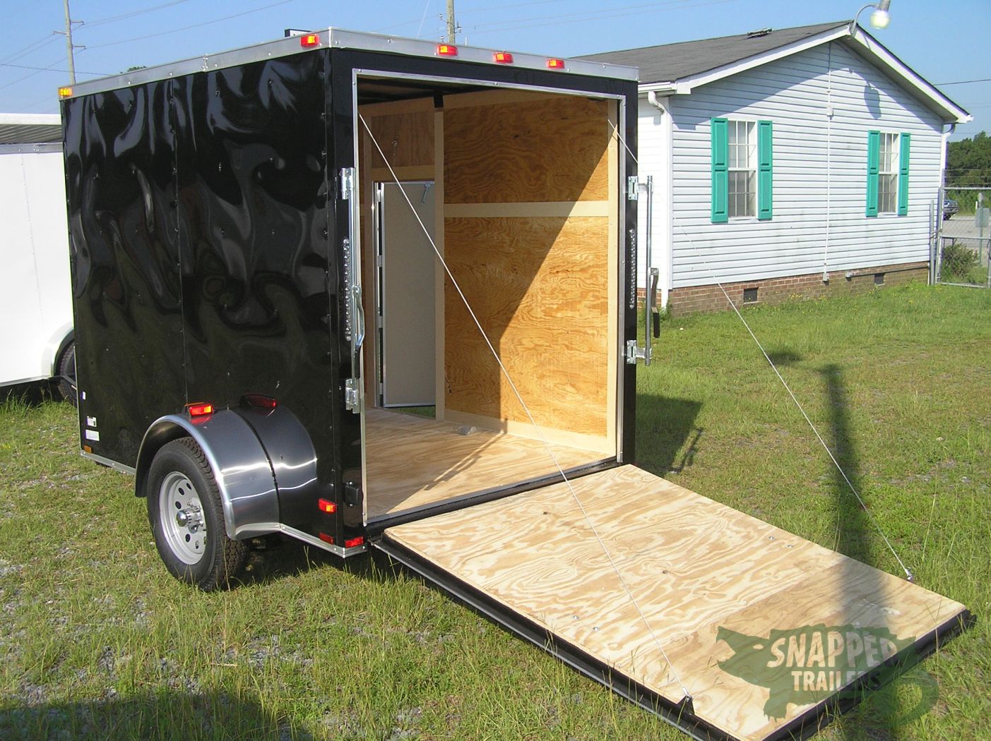 Quality Cargo 6x8 SA Trailer - Black, Ramp, Side Door, Extra Height - Image 4