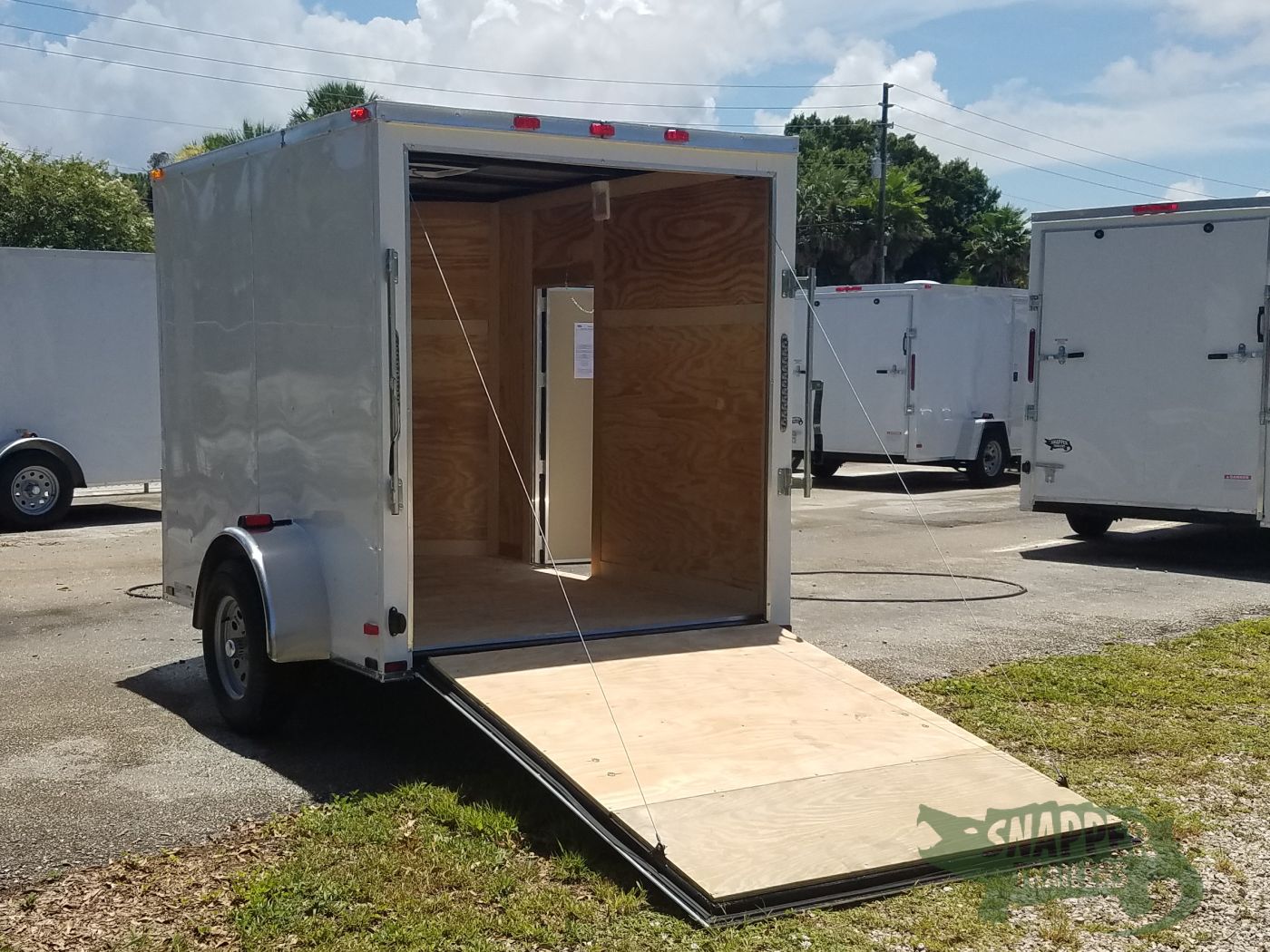 Quality Cargo 6x8 SA Trailer - White, Ramp, Side Door, Extra Height - Image 4
