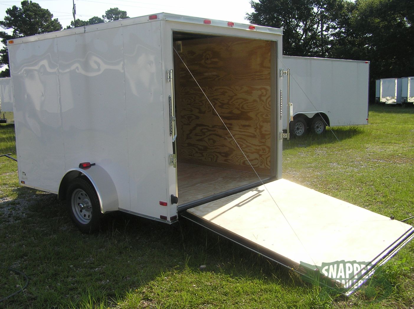 Quality Cargo 7x10 SA Trailer - White, Ramp, Side Door, Extra Height, Electric Brakes - Image 4