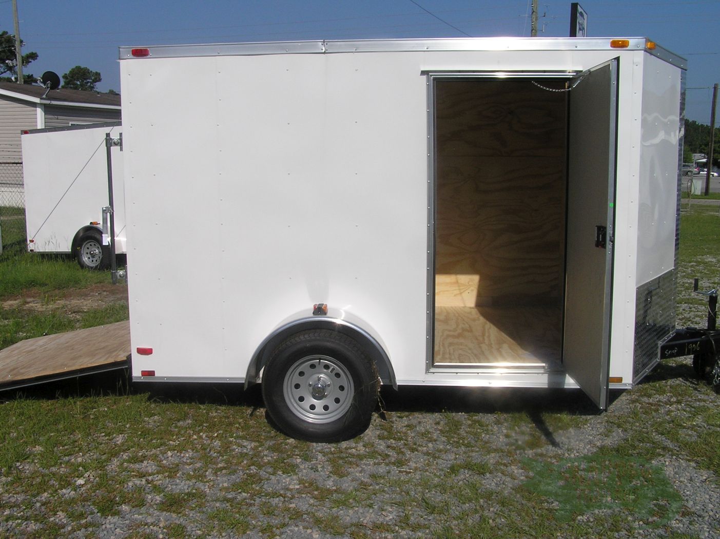 Quality Cargo 7x10 SA Trailer - White, Ramp, Side Door, Extra Height, Electric Brakes - Image 10