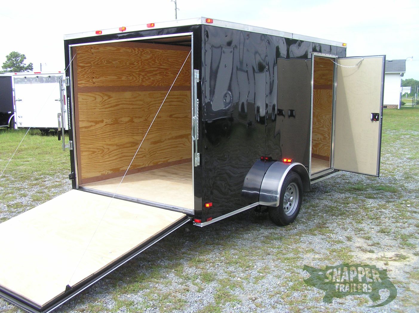 Quality Cargo 7x12 SA Trailer - Black, Ramp, Side Door, Brakes, Extra Height - Image 8