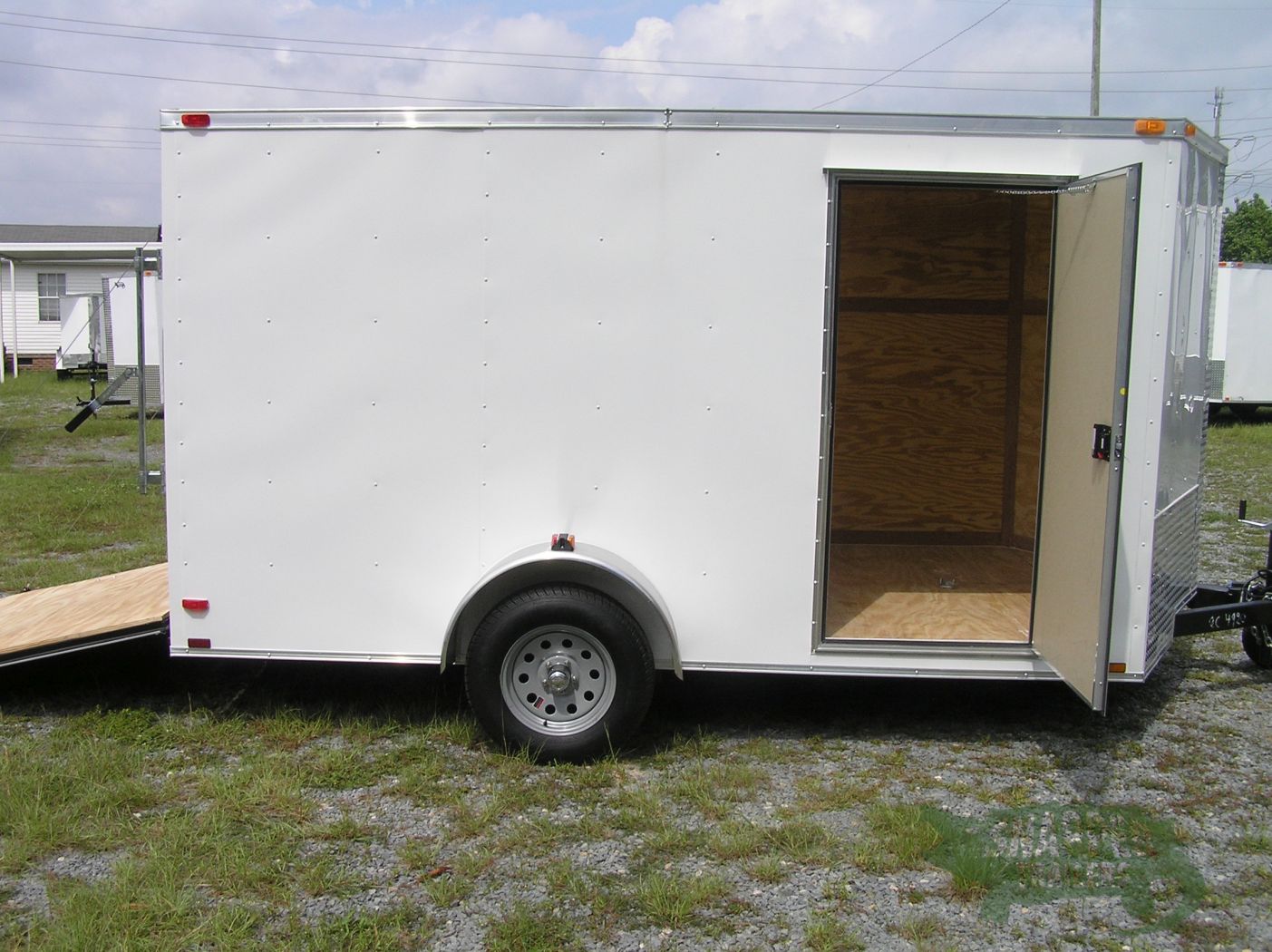 Quality Cargo 7x12 SA Trailer - White, Ramp, Side Door, Brakes, Extra Height - Image 10