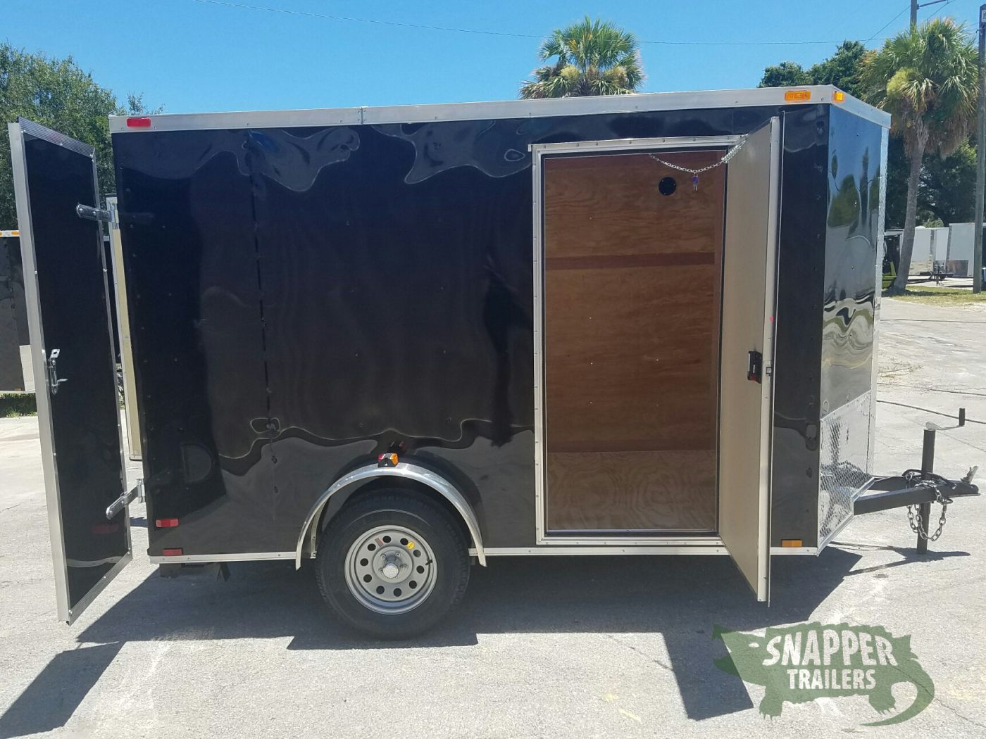 Quality Cargo 6x10 SA Trailer - Black, Double Barn Doors, Side Door, Extra Height - Image 11