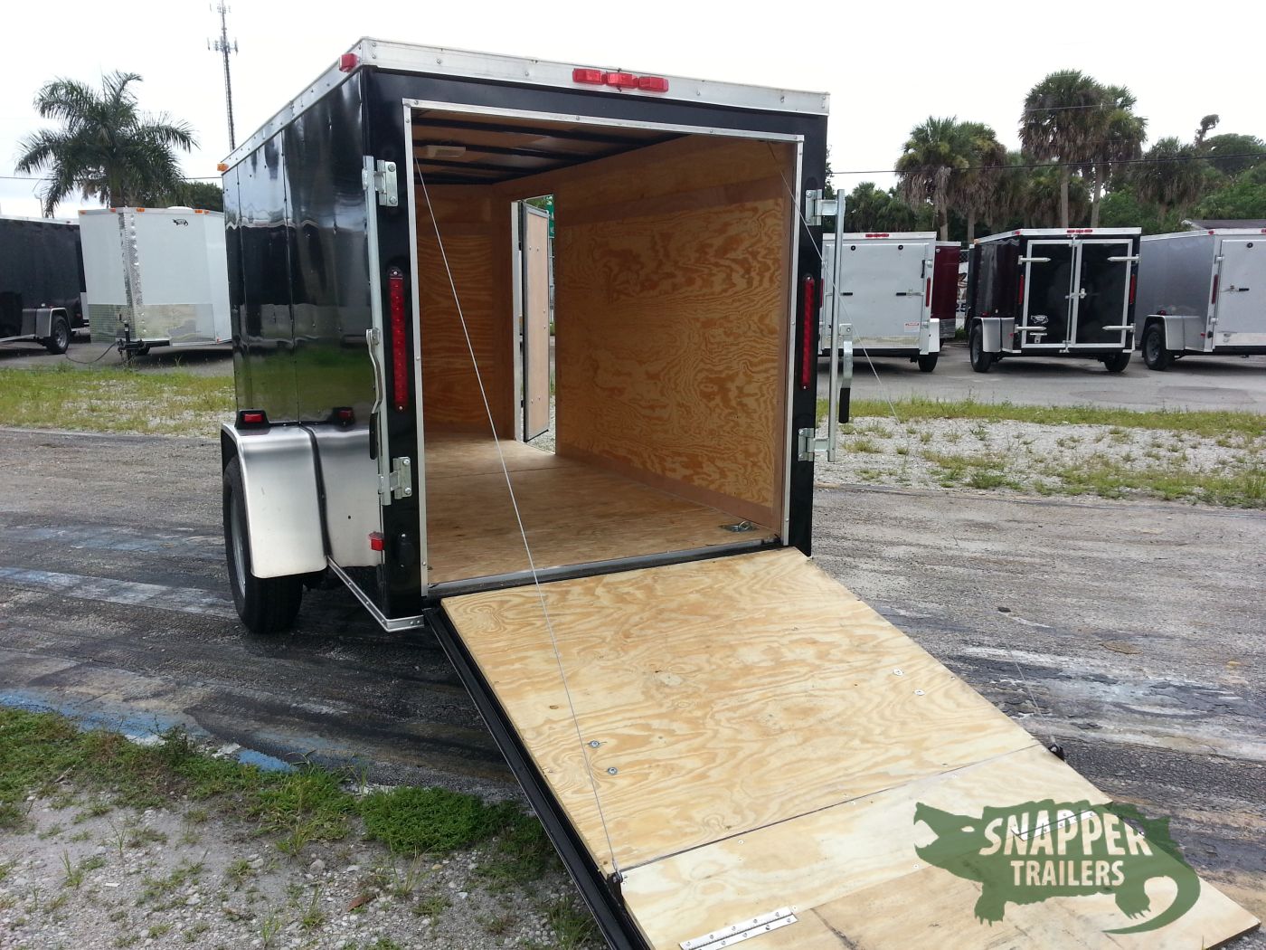South Georgia Cargo 5x10 SA Trailer - Black, Ramp, Side Door, D-Rings - Image 3