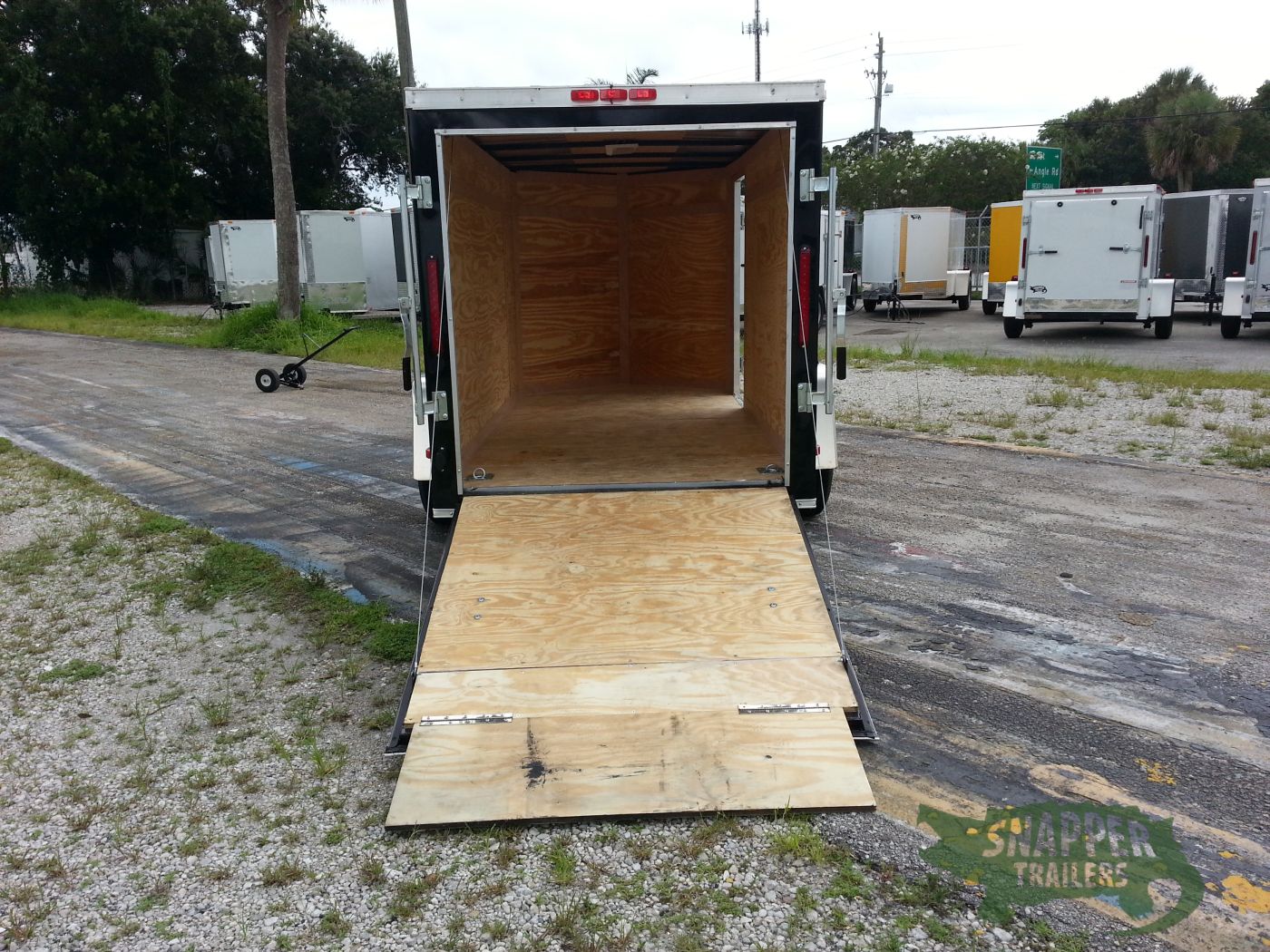 South Georgia Cargo 5x10 SA Trailer - Black, Ramp, Side Door, D-Rings - Image 2
