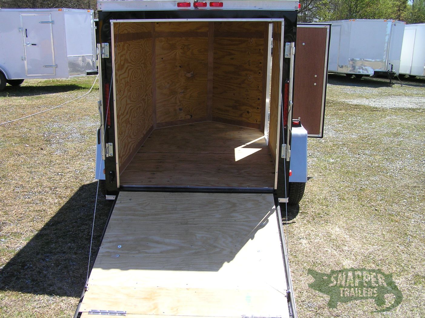South Georgia Cargo 5x8 SA Trailer - Black, Ramp, Side Door - Image 6