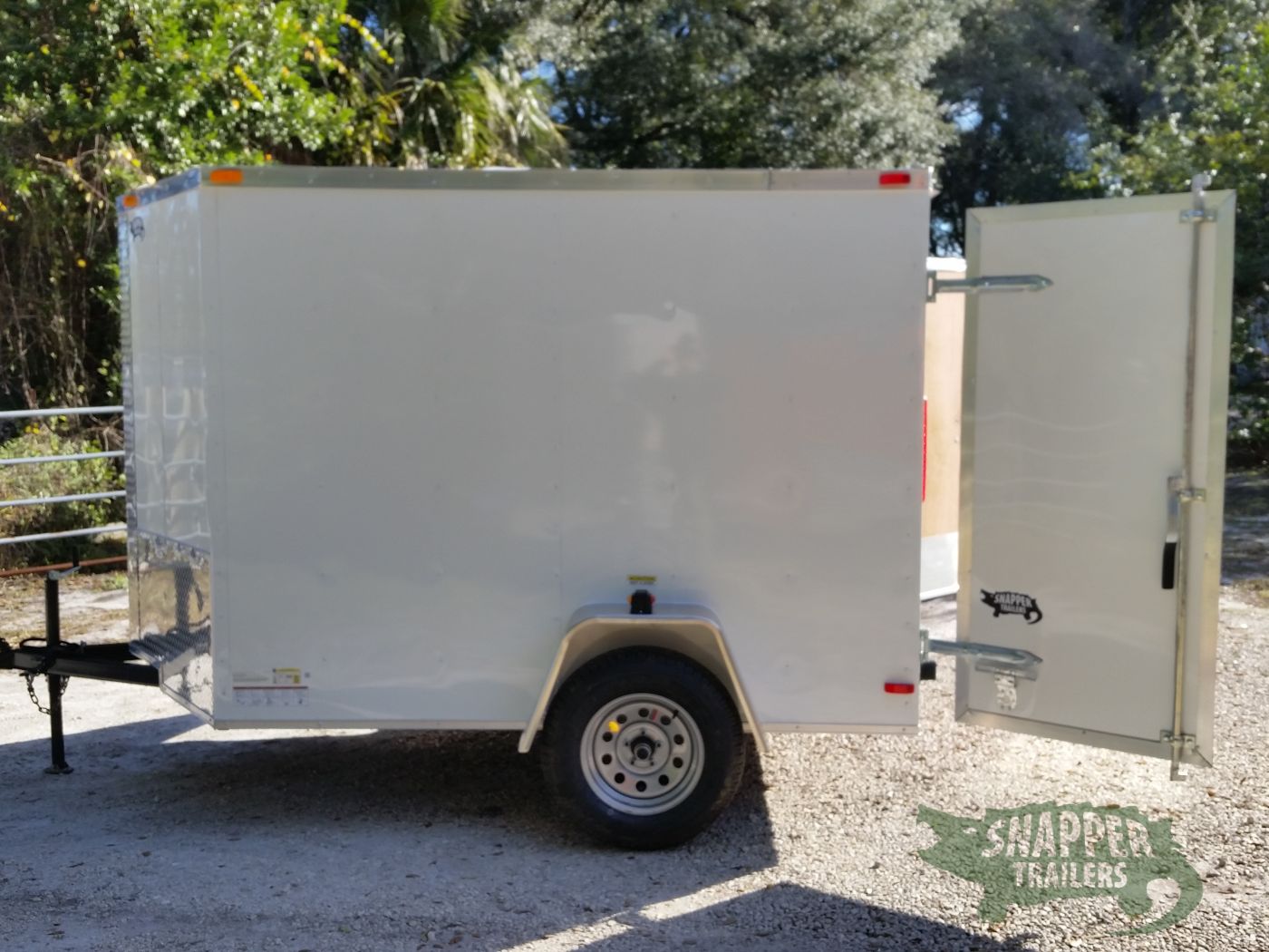 South Georgia Cargo 6x8 SA Trailer - White, Double Barn Doors, Side Door - Image 4