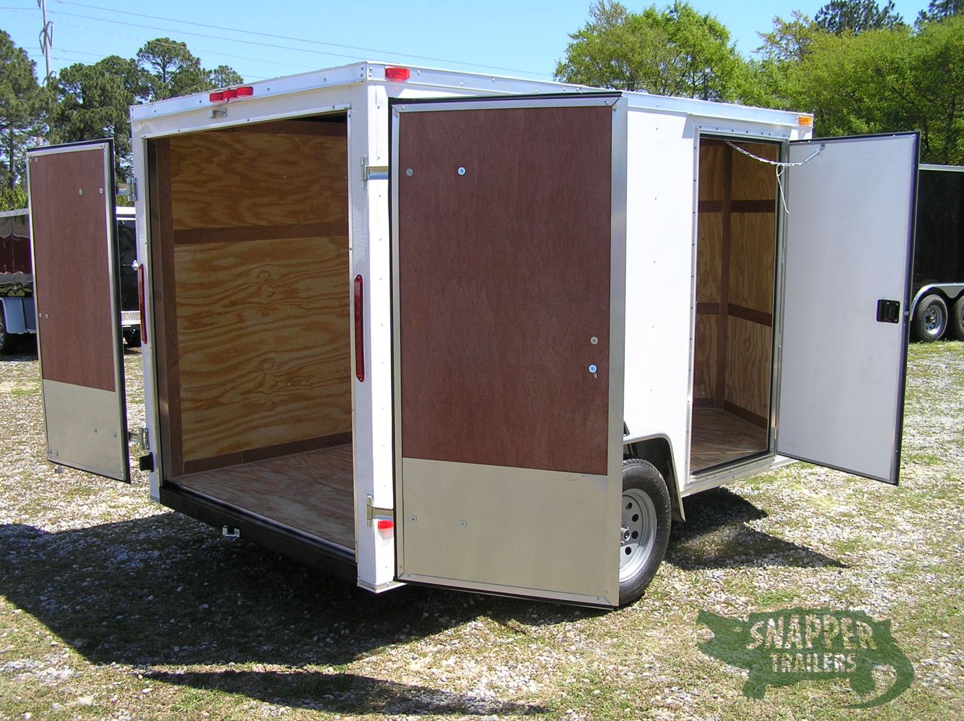 6x10 SA Trailer White, Double Doors, Side Door Snapper Trailers