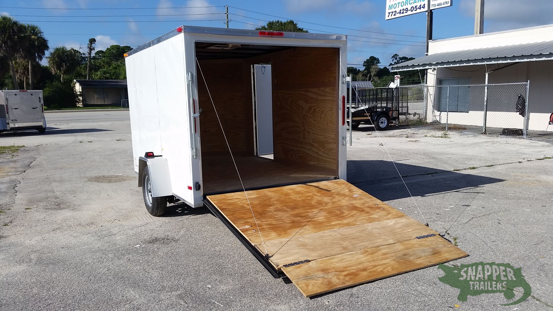 South Georgia Cargo 7x10 SA Trailer - White, Ramp, Side Door - Image 4