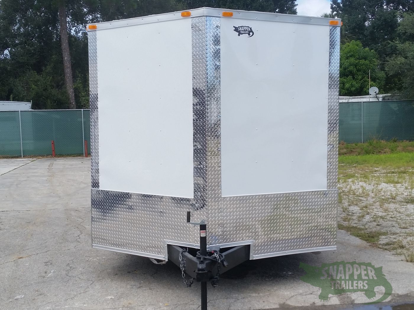 South Georgia Cargo 8.5x24 TA Trailer - White, Ramp, Side Door, 5K Axles, Extra Height, Extra Roof Vent - Image 14