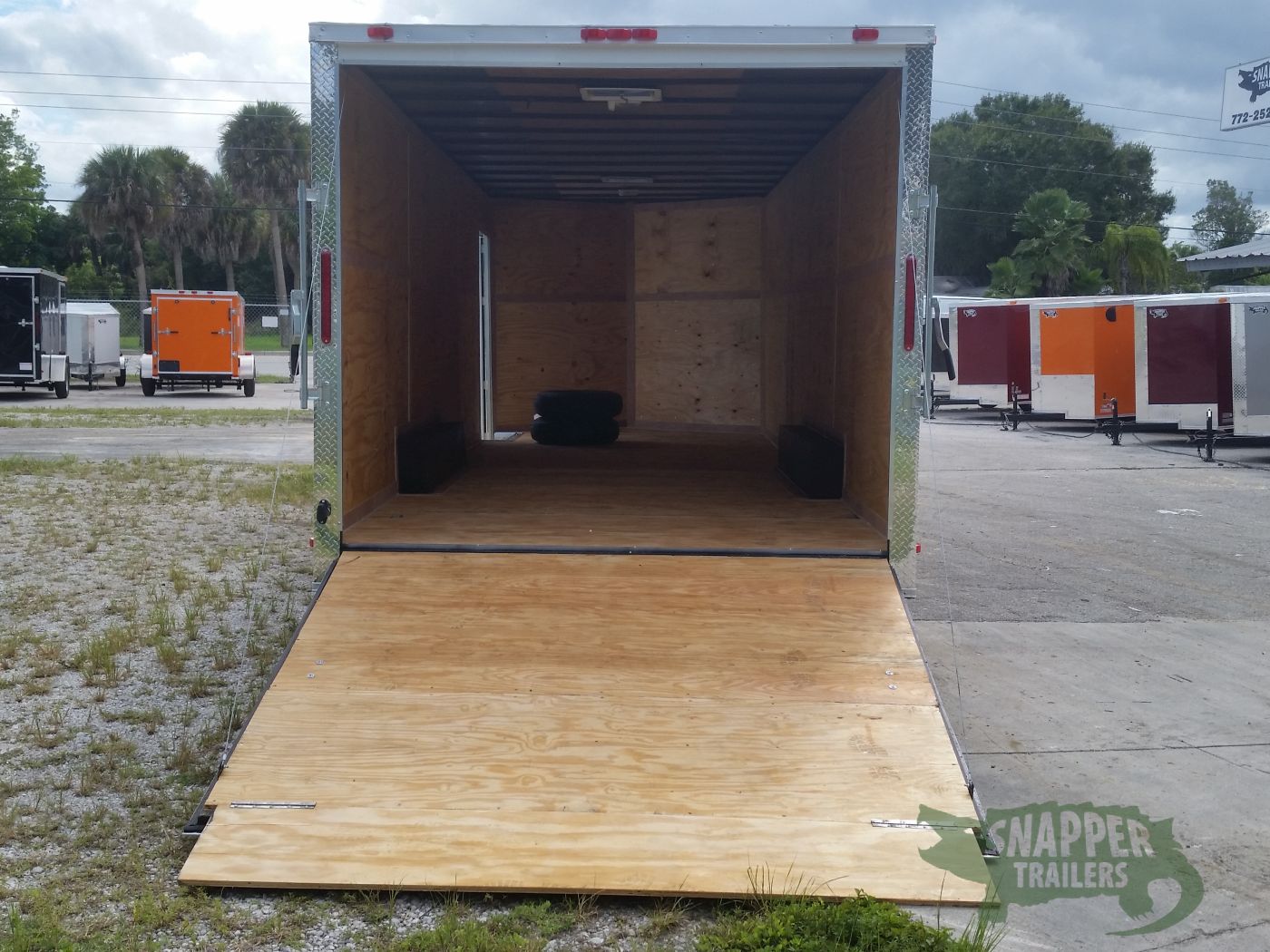 South Georgia Cargo 8.5x24 TA Trailer - White, Ramp, Side Door, 5K Axles, Extra Height, Extra Roof Vent - Image 8