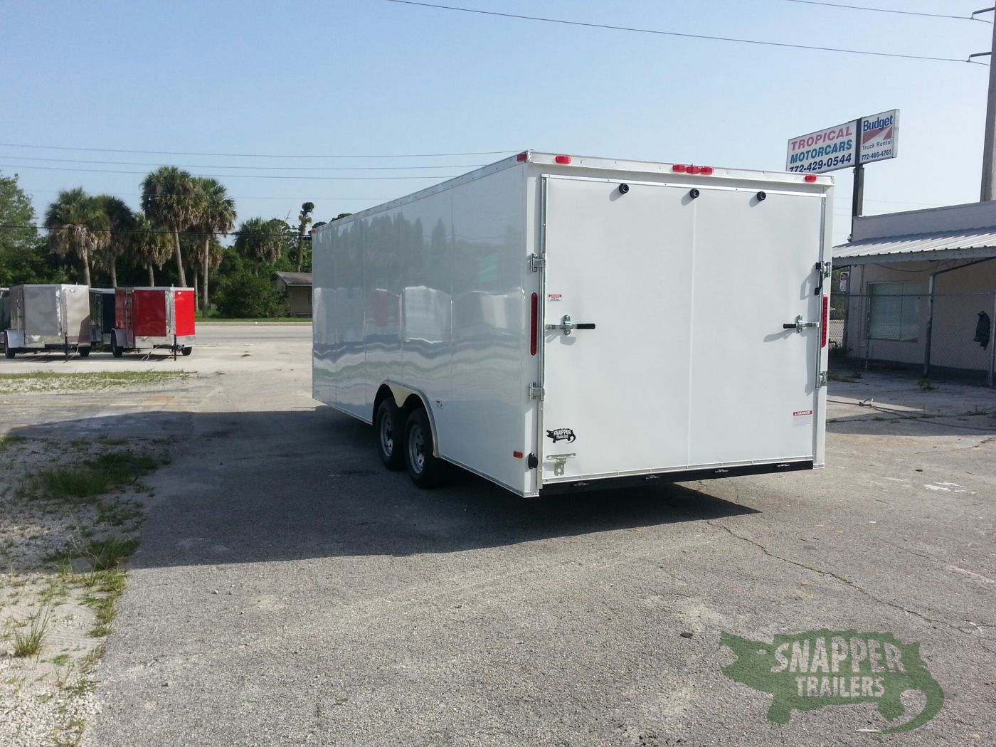 South Georgia Cargo 8.5x20 TA Trailer - White, Ramp, Ramp in Slanted V-Nose, Screwless, LED, D-Rings - Image 4