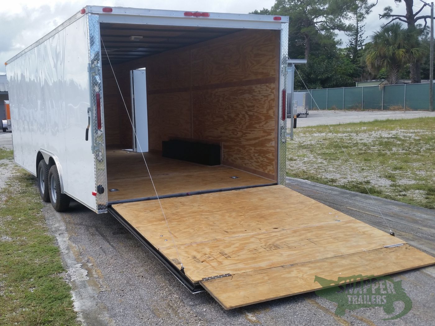 South Georgia Cargo 8.5x20 TA Trailer - White, Ramp, Side Door - Image 4