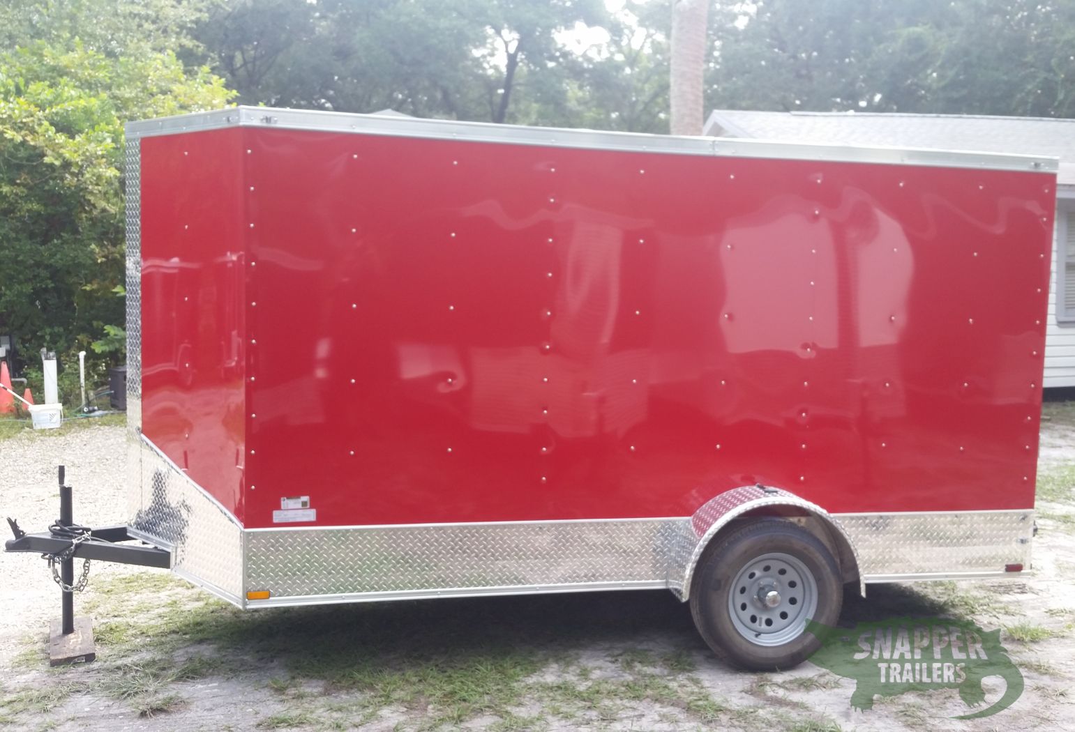 Quality Cargo 6x12 SA Trailer - Red, Ramp, Extra Height, Door in V-Nose - Image 4