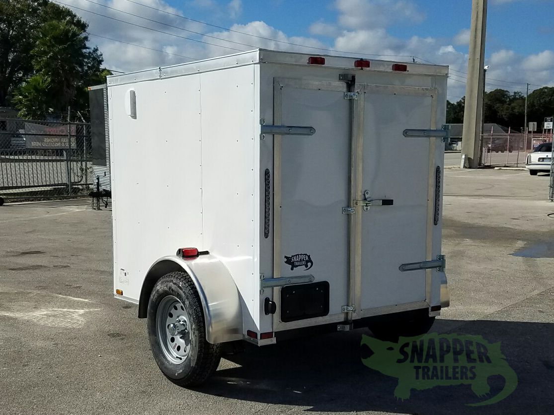 Quality Cargo 5x6 SA Trailer - White, Barn Doors, Side Vents - Image 5