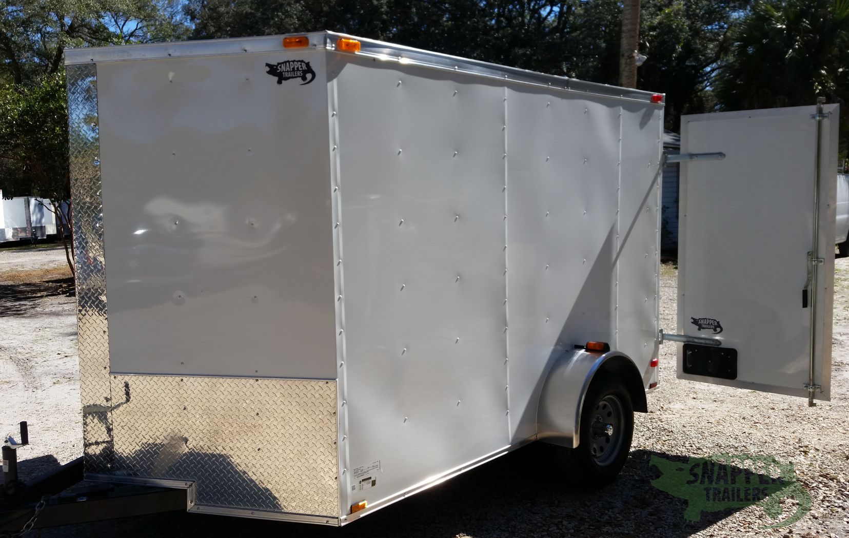Quality Cargo 7x10 SA Trailer - White, Barn Doors, Side Door, Extra Height, Electric Brakes - Image 2