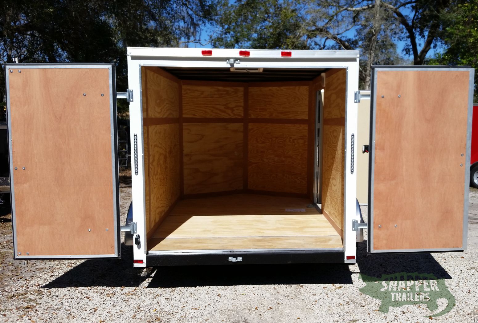 Quality Cargo 7x10 SA Trailer - White, Barn Doors, Side Door, Extra Height, Electric Brakes - Image 8
