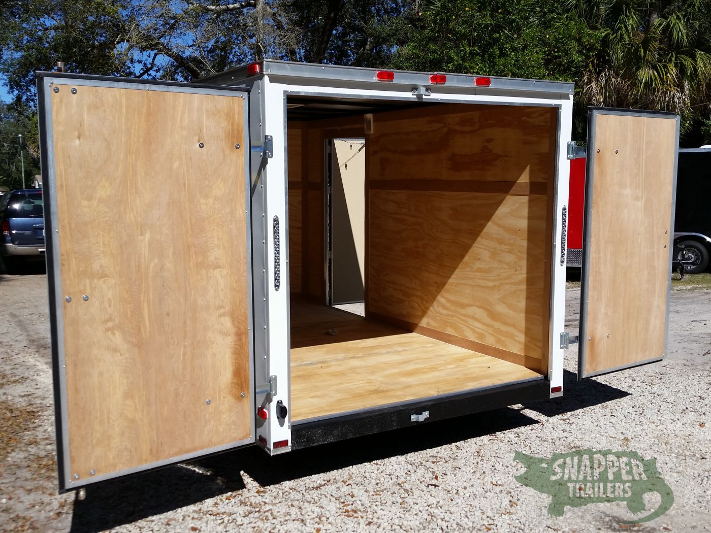 Quality Cargo 7x12 SA Trailer - White, Barn Doors, Side Door, Brakes, Extra Height - Image 5