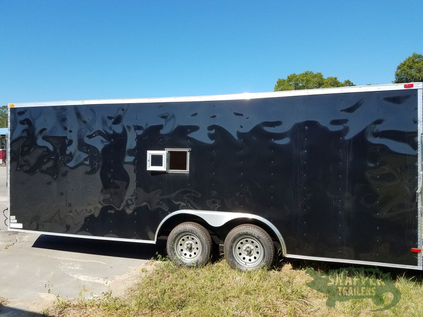 South Georgia Cargo 8.5x20 TA Trailer - Black, Ramp, Side Door, Bias Tires, Ramp in V-Nose, Access Door - Image 3