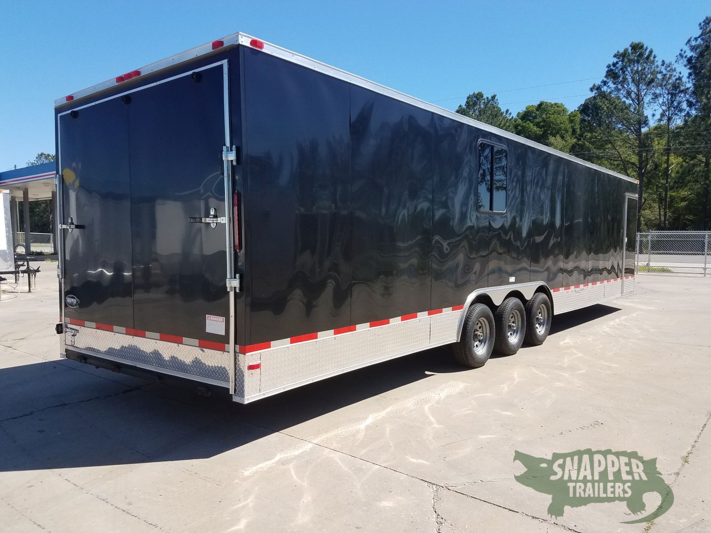 South Georgia Cargo 8.5x34 TTA3 Trailer - Black, Concession, Awning, Electrical, Options - Image 7
