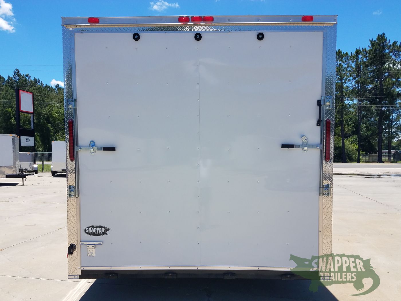 South Georgia Cargo 8.5x24 TA Trailer - White, Ramp, Side Door, Extra Height, Bias - Image 6
