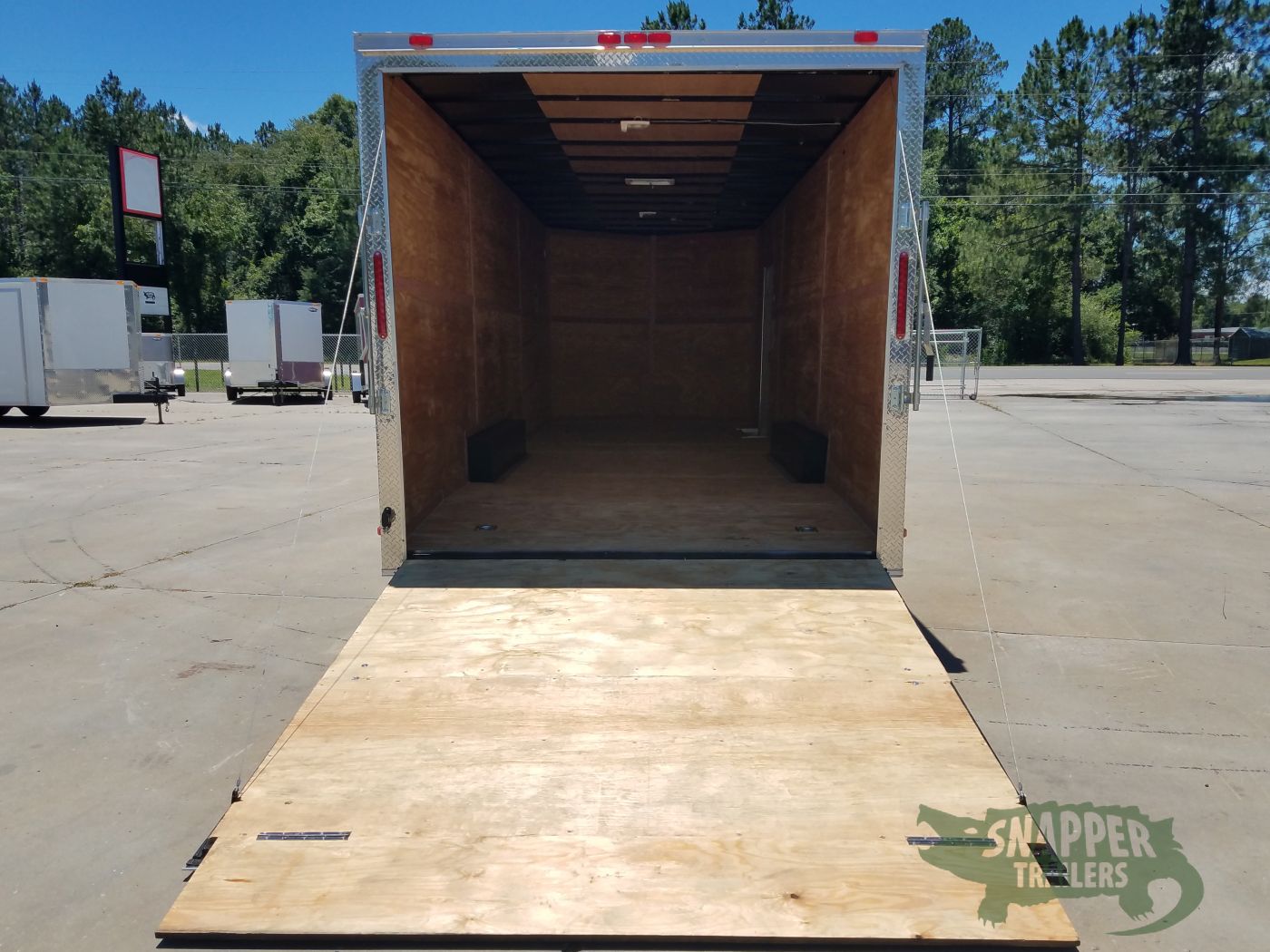 South Georgia Cargo 8.5x24 TA Trailer - White, Ramp, Side Door, Extra Height, Bias - Image 5
