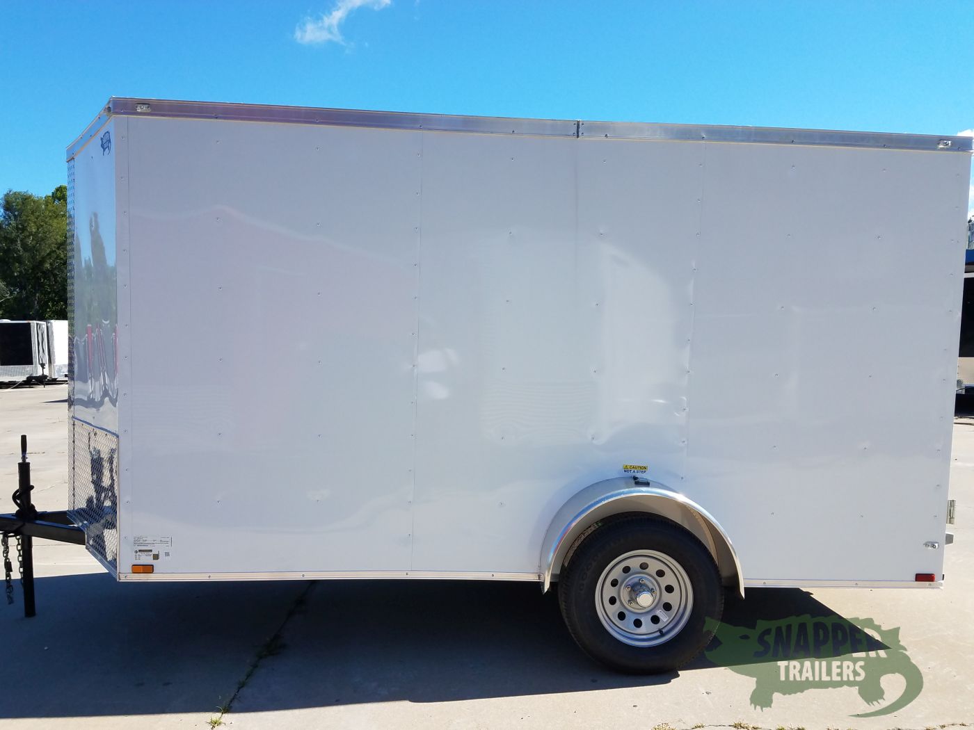 Quality Cargo 6x12 SA Trailer - White, Double Doors, Side Door, Extra Height, Side Vents - Image 3