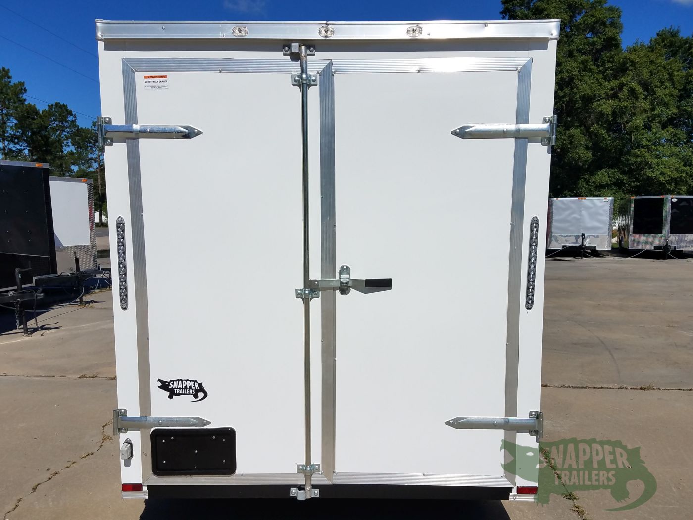 Quality Cargo 6x12 SA Trailer - White, Double Doors, Side Door, Extra Height, Side Vents - Image 6
