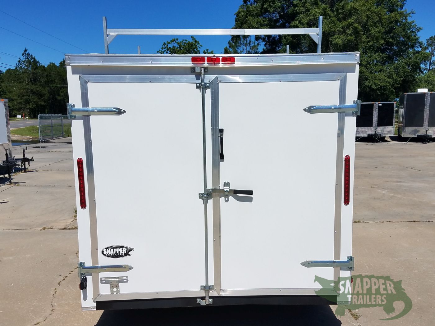 South Georgia Cargo 7x16 TA Trailer - White, Double Barn Doors, Side Door, Ladder Racks, Bias - Image 6