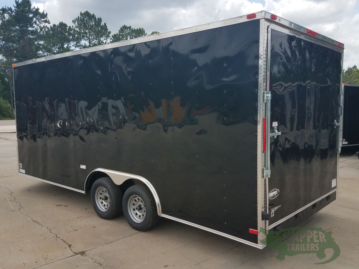 South Georgia Cargo 8.5x20 TA Trailer - Black, Ramp, Side Door, +12 Height, Stab Jacks, One Piece Al Roof, ATP Trans Flap, Side Vents - Image 4