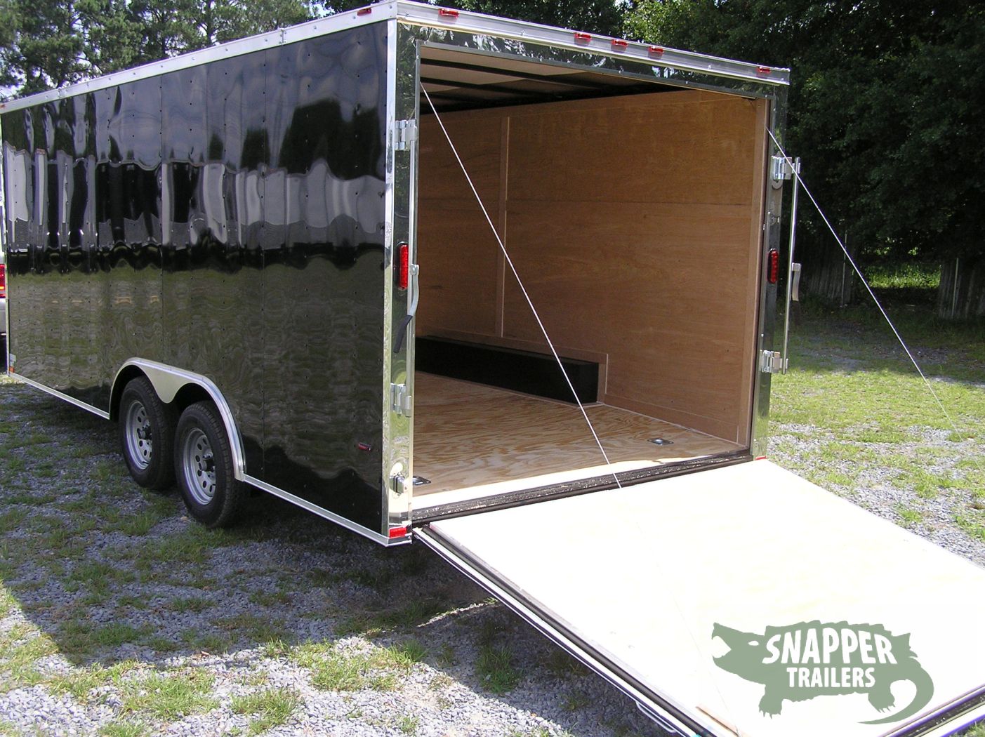 Freedom Trailers 8.5x18 TA Trailer - Black, Ramp, Side Door, D-Rings - Image 11