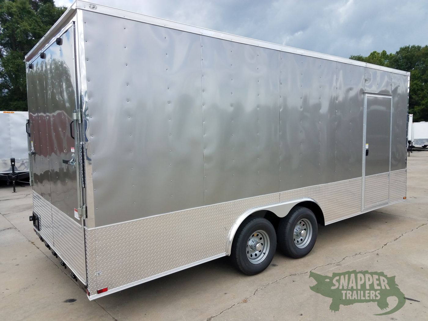 Quality Cargo 8.5x20 TA Trailer - Pewter, Heavy Duty Ramp, Side Door, D-Rings, 5K Axles, Extra Height - Image 7