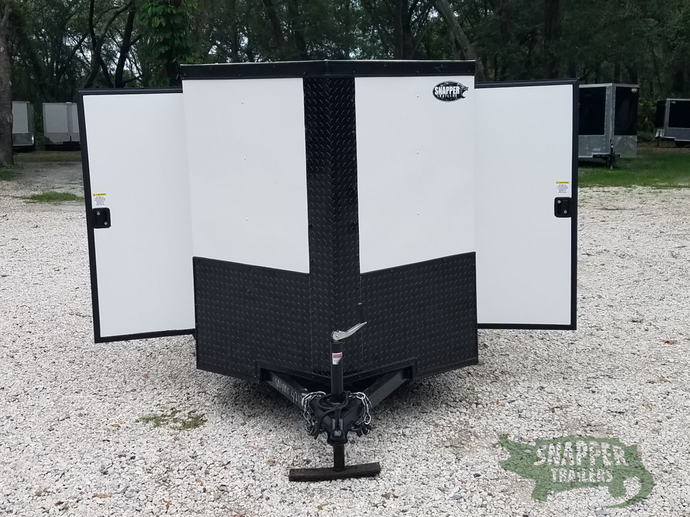 Quality Cargo 5x8 SA Trailer - White, Barn Doors, Blackout Package, Two Side Doors, Side Vents - Image 13