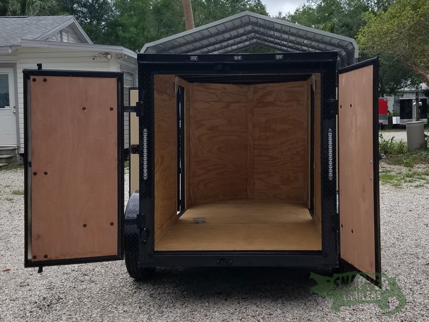 Quality Cargo 5x8 SA Trailer - White, Barn Doors, Blackout Package, Two Side Doors, Side Vents - Image 6