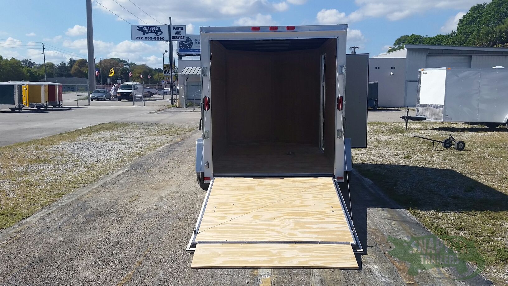 Freedom Trailers 6x10 SA Trailer - White, Ramp, Side Door, Extra Height - Image 6