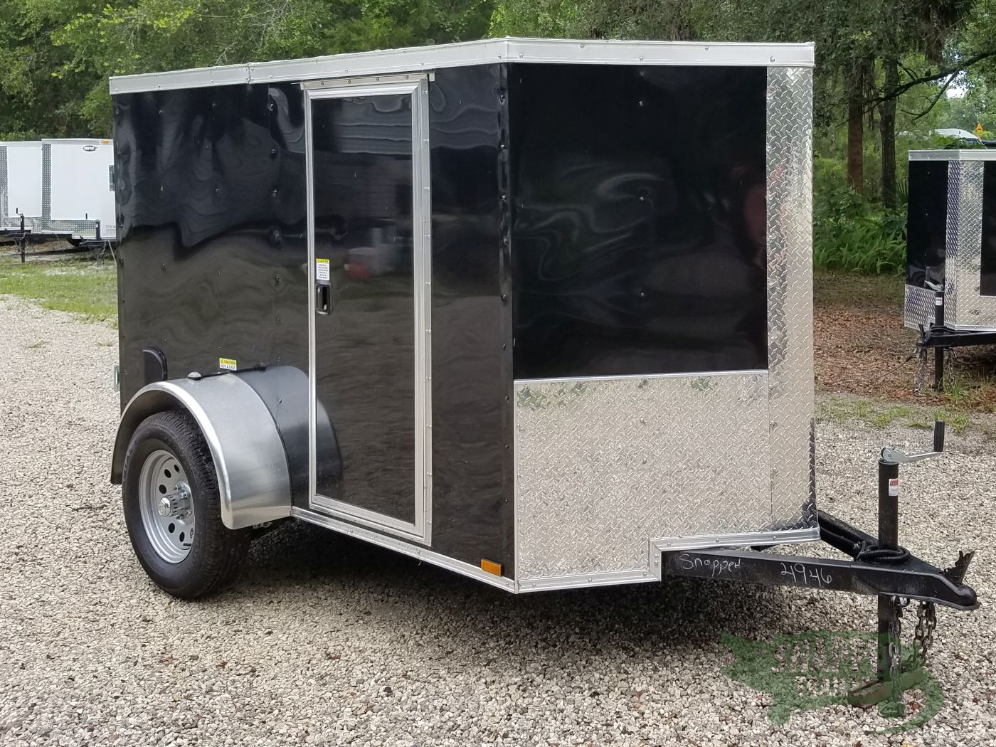 Quality Cargo 5x8 SA Trailer - Black, Barn Doors, Side Door, Side Vents - Image 16