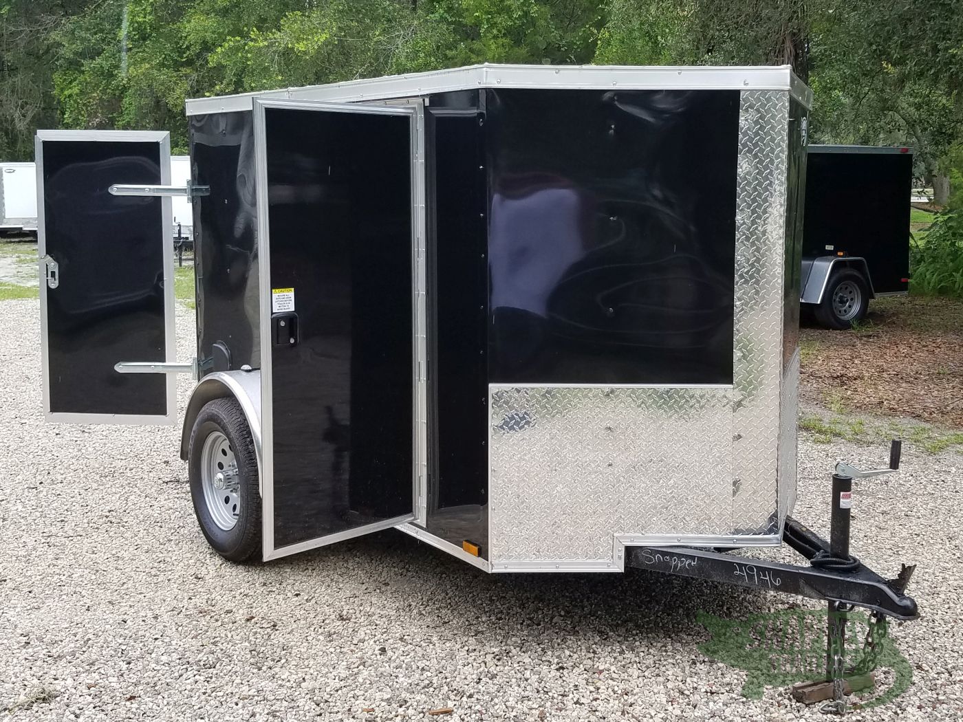 Quality Cargo 5x8 SA Trailer - Black, Barn Doors, Side Door, Side Vents - Image 14