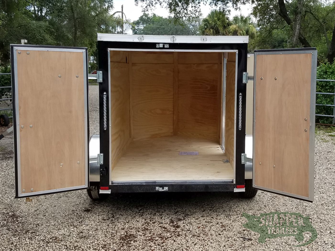 Quality Cargo 5x8 SA Trailer - Black, Barn Doors, Side Door, Side Vents - Image 8